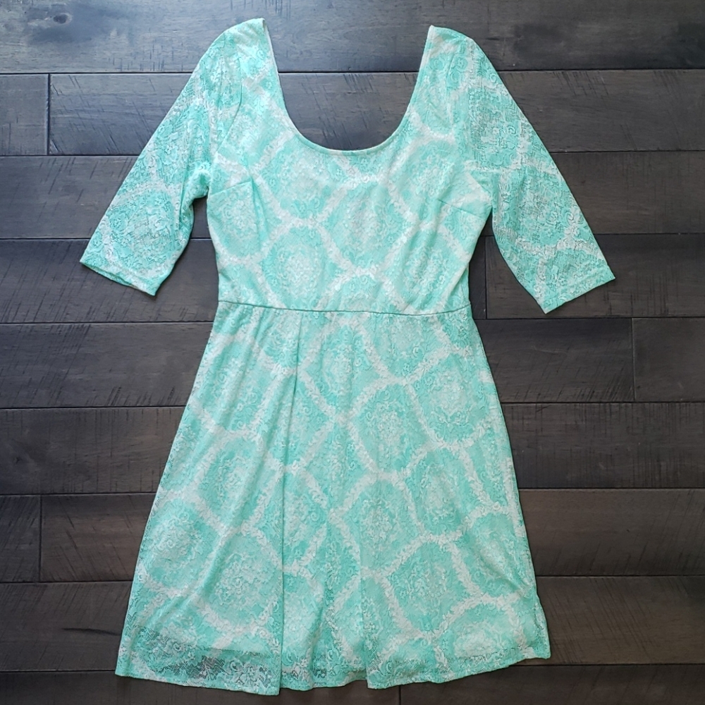 Francesca's Scoop Neck Lace Dress Size L